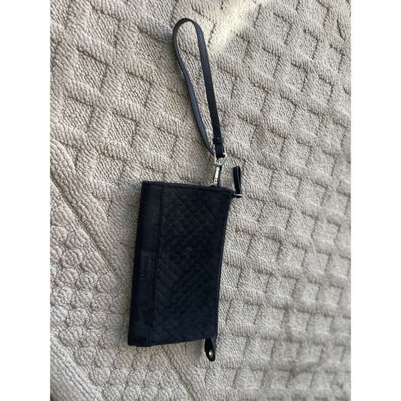 Beautiful VERA BRADLEY Carry All Pouch Zip Slim Wristlet - Black Velvet - Picture 1 of 16